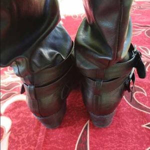 Journee Late Tall black boot